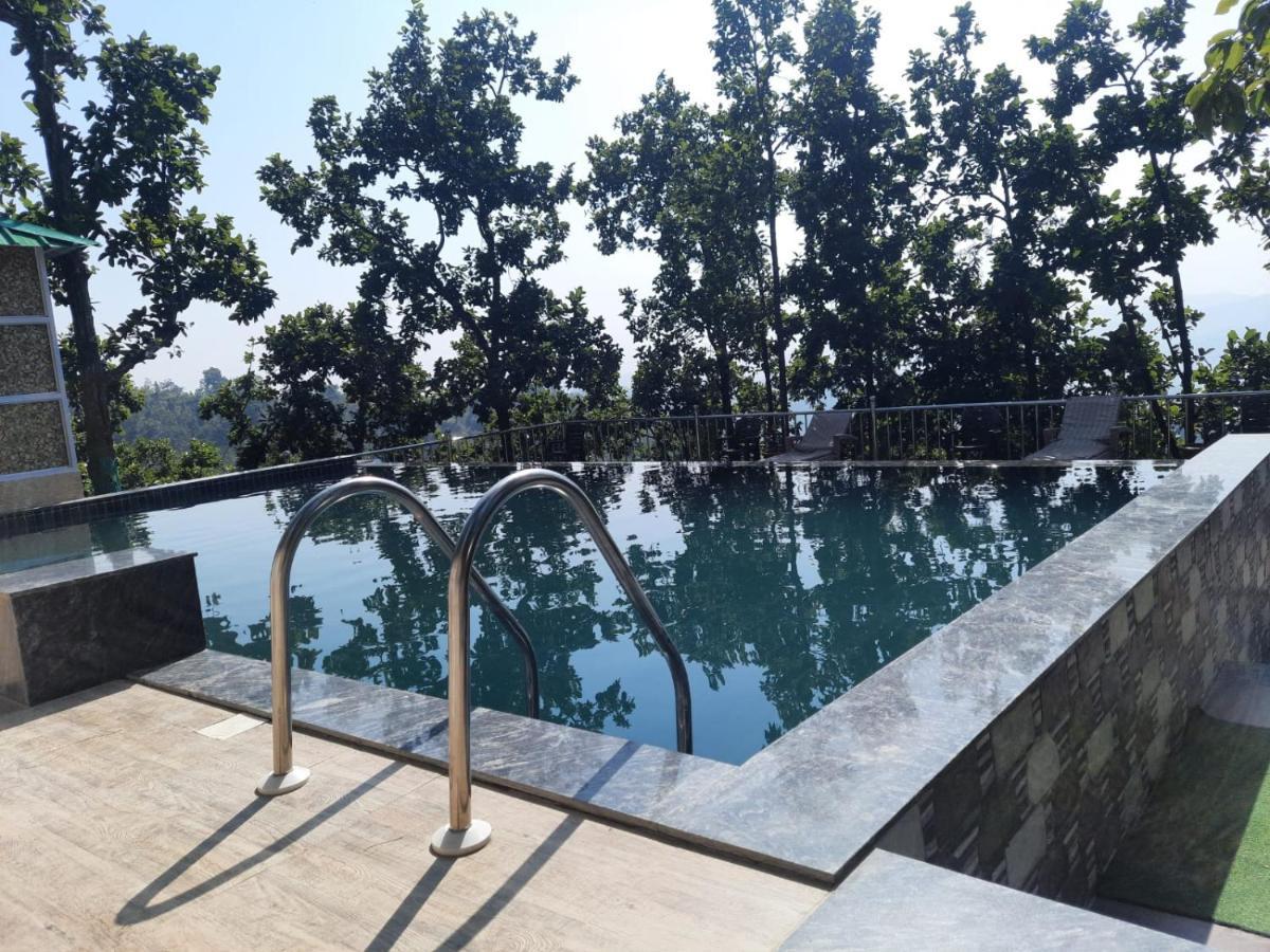 לנסדאון Blue Pine Orchards - Villas מראה חיצוני תמונה